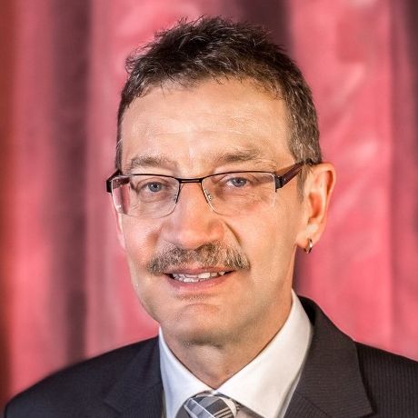 Porträtfoto von Reiner Volkert