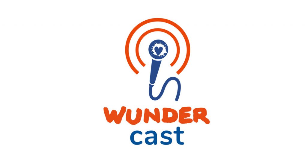 Das Wundercast Logo - Ein Mikrofon mit dem Wundernetz-Herz